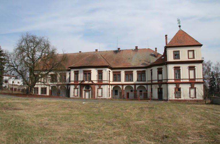 Zámek Hořiněves, Hořiněves, Czechia, Czech Republic (Czechia)